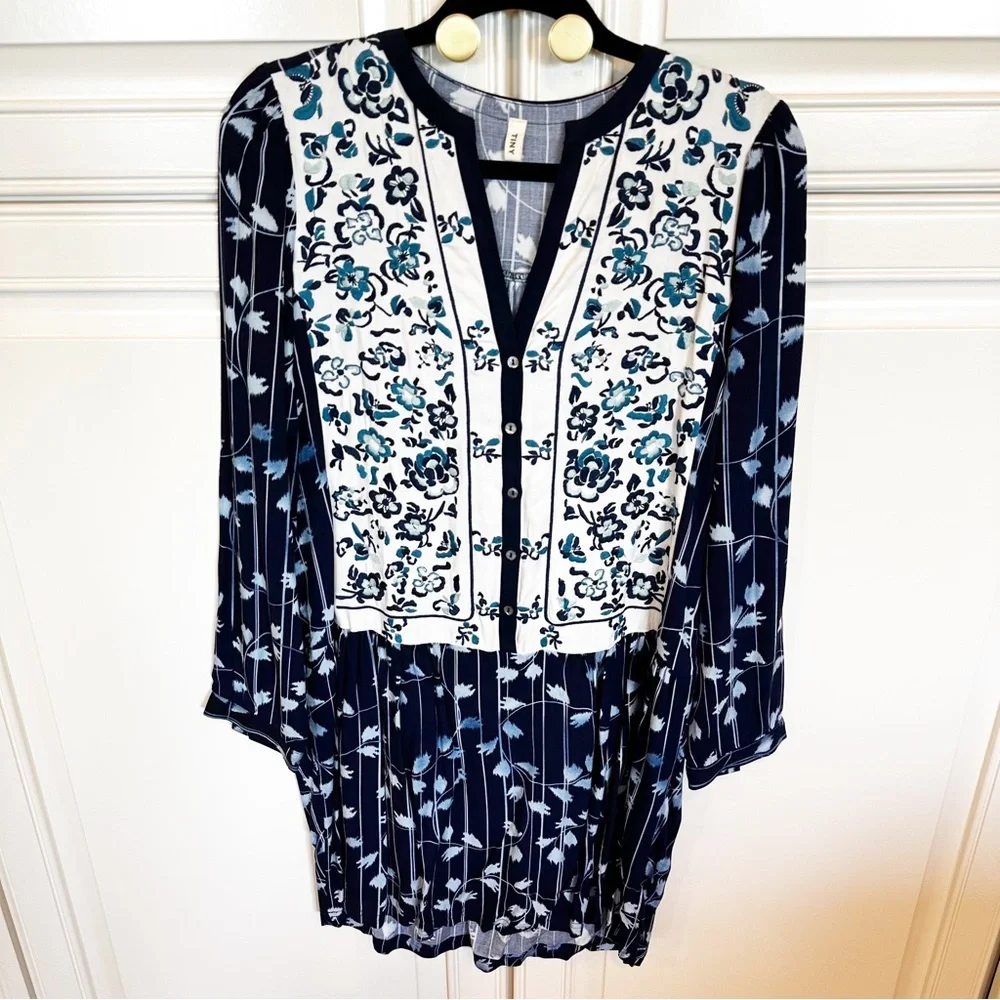 Anthropologie women’s tiny